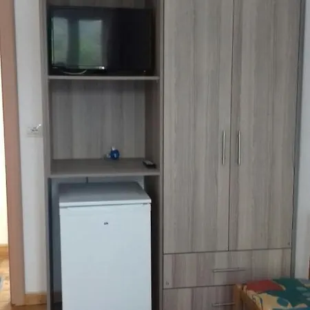 Gkezos Apartament