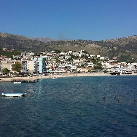 Apartament Gkezos *